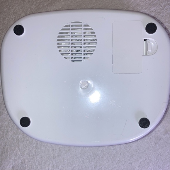 Kiss Nail Kit All pieces in kit. Used 1 pink file only. - Picture 4 of 8